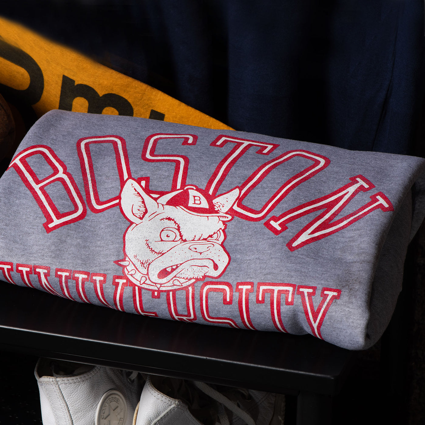 Boston University Vintage Terrier Crewneck - Streaker Sports